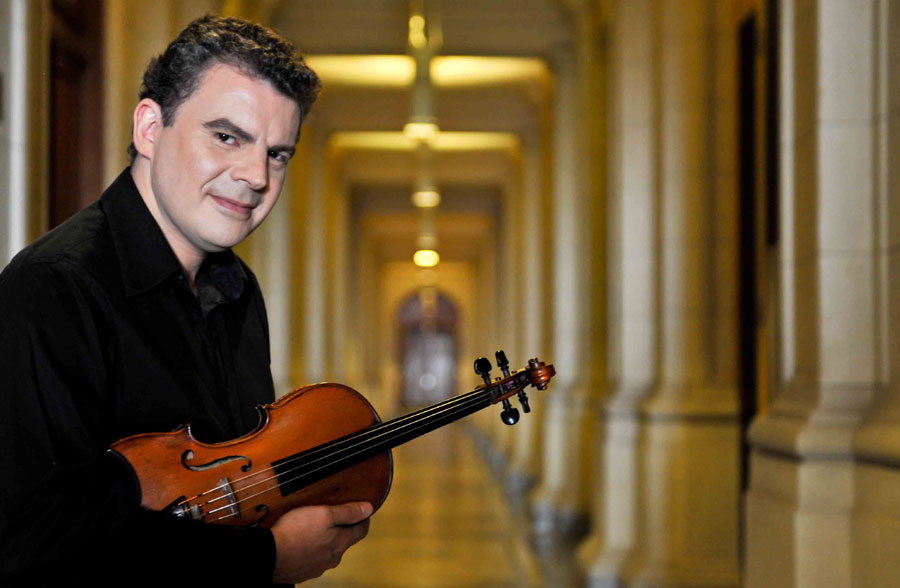 Emmanuele Baldini [Divulgação / Queila Susã]