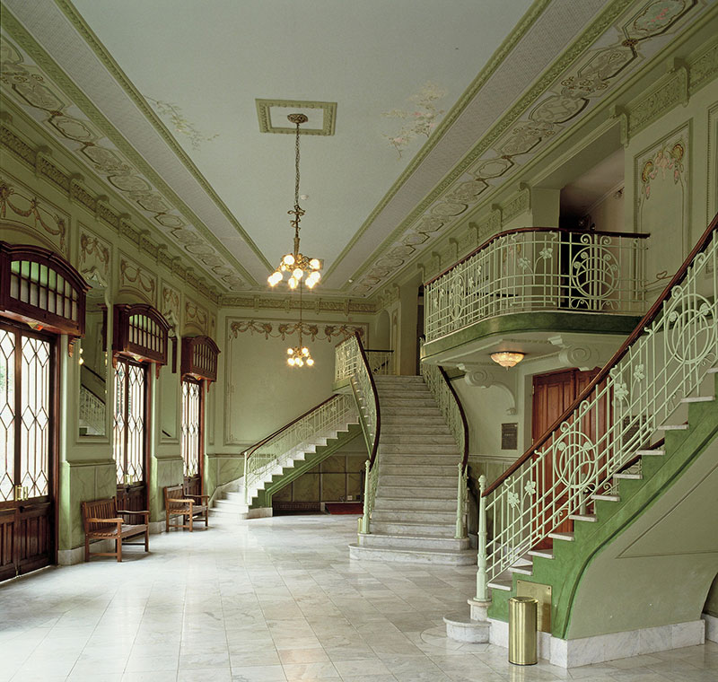 Hall de entrada do Theatro São Pedro [Revista CONCERTO / Thomas Susemihl]