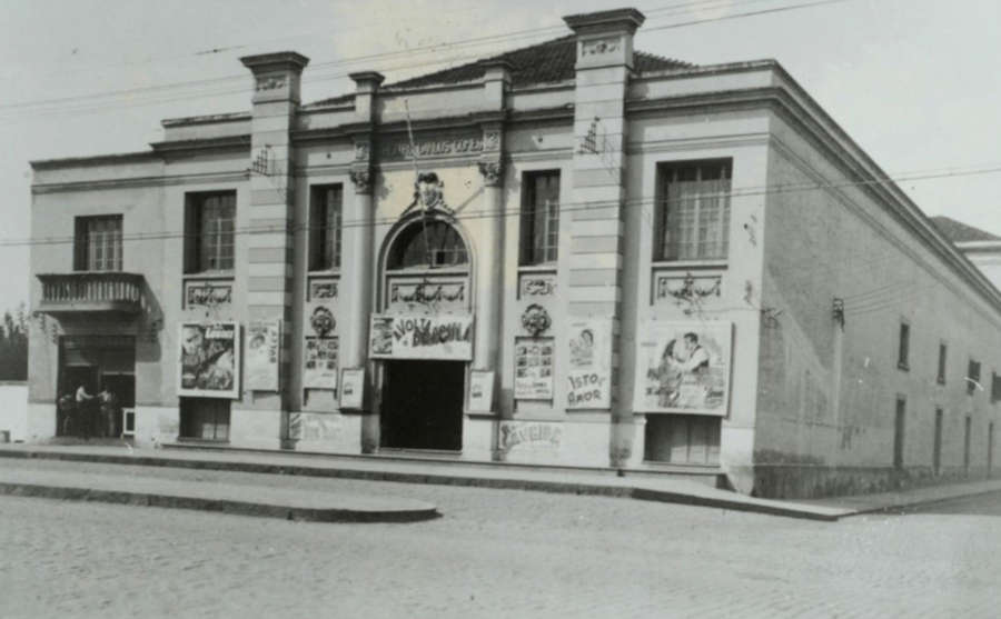 Cine Theatro de Variedades Carlos Gomes