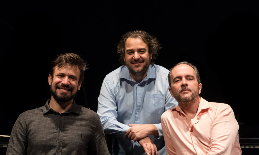 Cristian Budu, Rodrigo Toffolo e Gustavo Carvalho [Divulgação/Iris Zanetti]