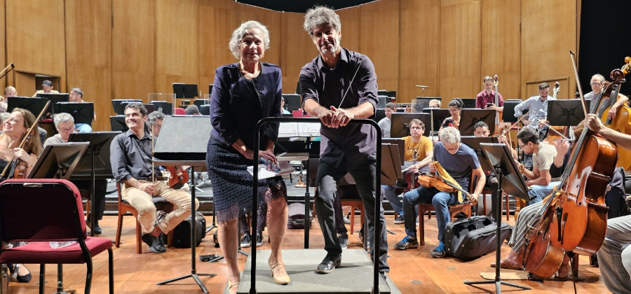 Eliane Coelho e Felipe Prazeres no palco do Theatro Municipal do Rio de Janeiro [Divulgação/Daniel A. Rodrigues]
