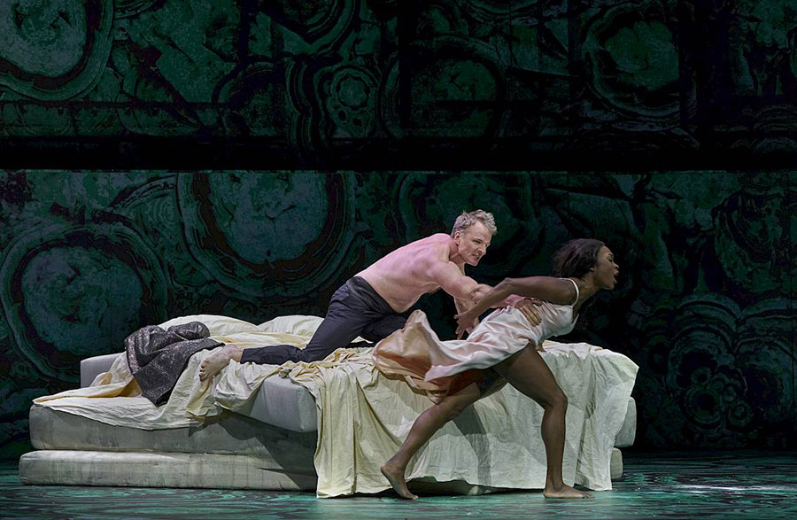 Cena da produção da Ópera de Zurique de ‘Lessons in Love and Violence’, de George Benjamin (divulgação, Herwig Prammer)