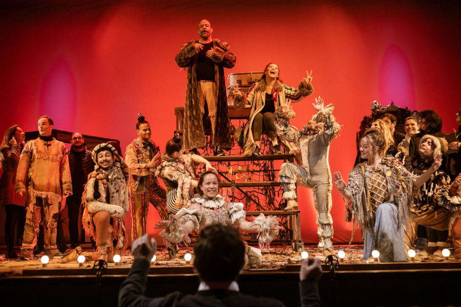 Cena da montagem gaúcha de 'I pagliacci' [Divulgação/OSPA]