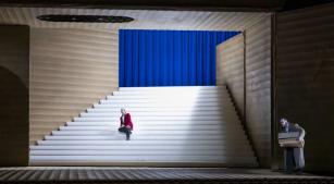 Cena de ‘Rigoletto’, da Opéra de la Bastille (divulgação, Elisa Haberer, OnP)