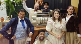 Elenco da ópera 'O Caixeiro da Taverna', de Guilherme Bernstein [Reprodução/Facebook]
