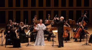 Les Violons du Roy e Julia Julia Lezhneva [Divulgação / Heloisa Bortz]