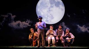 Cena da ópera Sonho de uma noite de verão no Theatro São Pedro [Divulgação / Heloisa Bortz]
