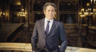 O maestro Gustavo Dudamel [Divulgação/Ópera de Paris]
