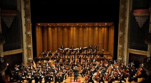 Sinfônica Municipal apresenta Brahms, Saint-Saëns e Zemlinsky