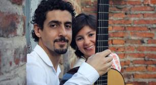 Duo Siqueira Lima toca em série de violão da Cultura Artística