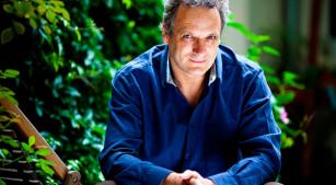 Louis Langrée rege a Orquestra Sinfônica Brasileira no Rio de Janeiro