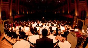 Sinfônica Heliópolis se apresenta na Sala São Paulo com aberturas de Rossini; Orquestra Juvenil Heliópolis toca Beethoven no Masp