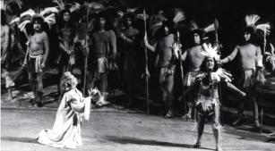 Niza de Castro Tank em cena de 'Il Guarany' [Reprodução]