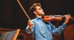 Guido Sant'Anna em concerto na Sala São Paulo promovido pela Cultura Artística [Divulgação/Cauê Diniz]