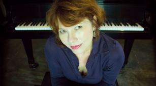 A pianista Karin Fernandes [Divulgação]