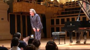 Rudolf Buchbinder é aplaudido na Sala São Paulo (Revista CONCERTO)