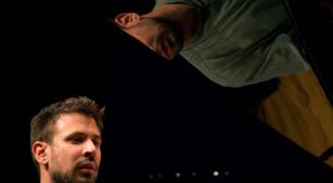 O pianista Cristian Budu toca Gershwin no Theatro Municipal de São Paulo [Divulgação]