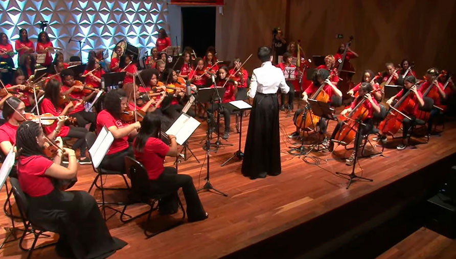 A Sinfônica Juvenil Chiquinha Gonzaga, com direção de Priscila Bomfim, se apresenta no dia 17 de julho (divulgação) A Sinfônica Juvenil Chiquinha Gonzaga, com direção de Priscila Bomfim, se apresenta no dia 17 de julho (divulgação)